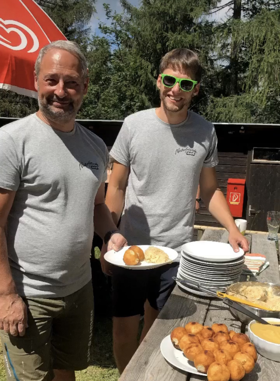 Andreas Schieder und Stefan Loidl mit Holzknecht-Nocka